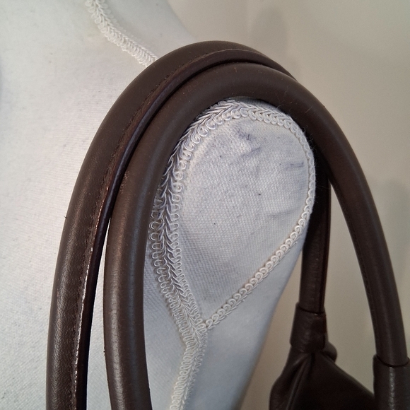 Kate Spade New York Bexley Anisha Shoulder Bag Chocolate  Kate Spade Anisha Bexley Purse In Chocolate Brown
